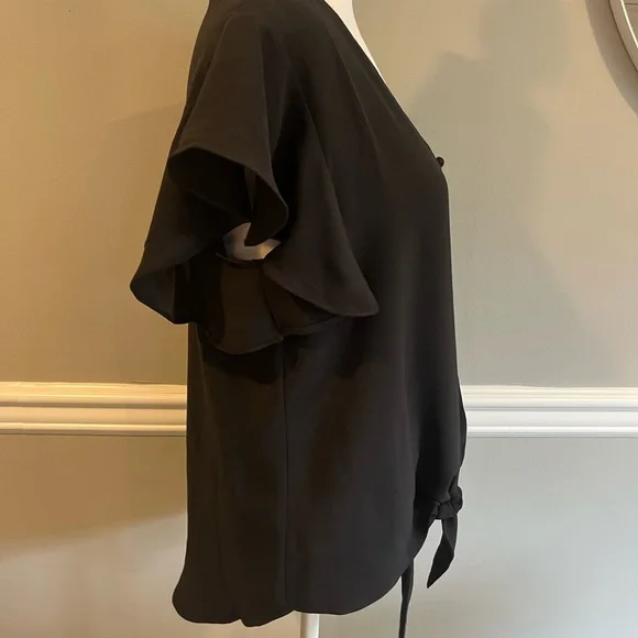 Women's Black Short Sleeve Dressy Top - MINT condition! Size M - Picture 5 of 8